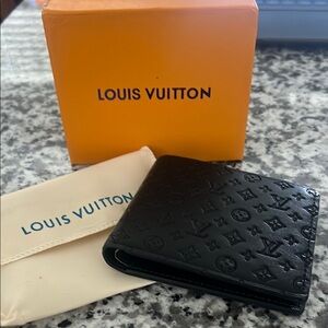 Louis Vuitton Black Mens Monogram wallet